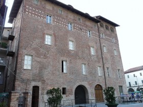 Palazzo Marro Alba 280x210 Alba: A Classic Regional Piemonte town   Part 1